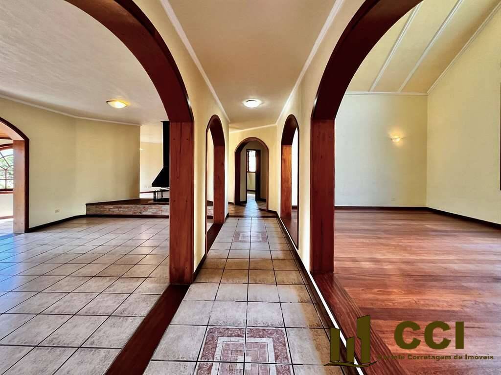 Casa à venda com 4 quartos, 586m² - Foto 7