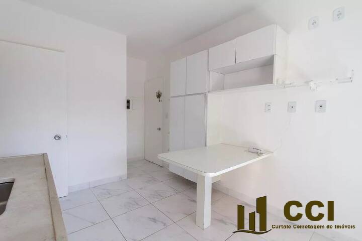 Apartamento à venda com 3 quartos, 117m² - Foto 8