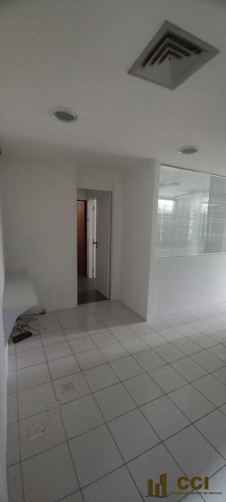 Prédio Inteiro à venda e aluguel, 60m² - Foto 1